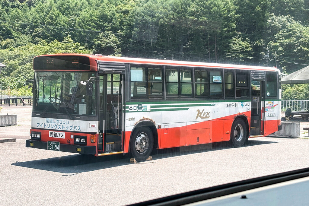 2025年6月時点で少なくとも3台の旧いブルーリボンが活躍中だった