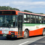 これぞ“The・バス”の風格!　2025年6月に見かけた現役の旧式路線車!!