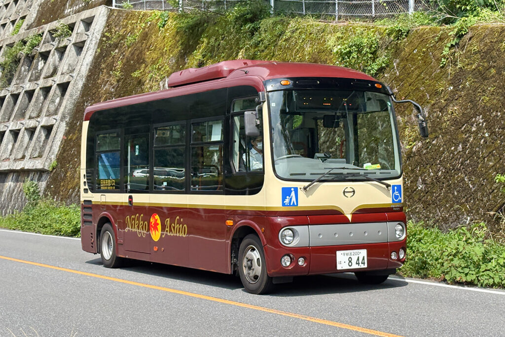 日光〜足尾を結ぶ日光市営バス「足尾JR日光駅線」