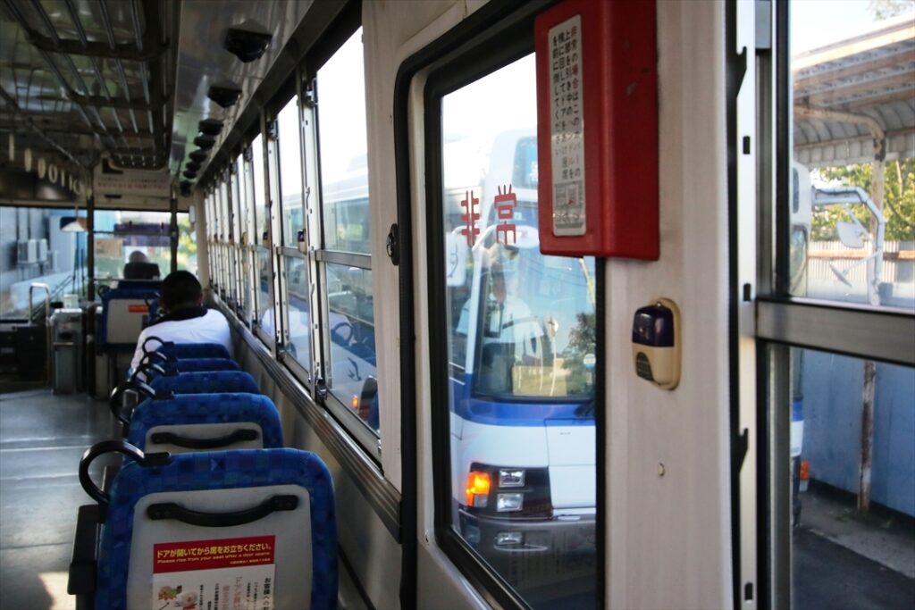 離合時の車両間隔はギリギリなのでみんなおっかなびっくり？