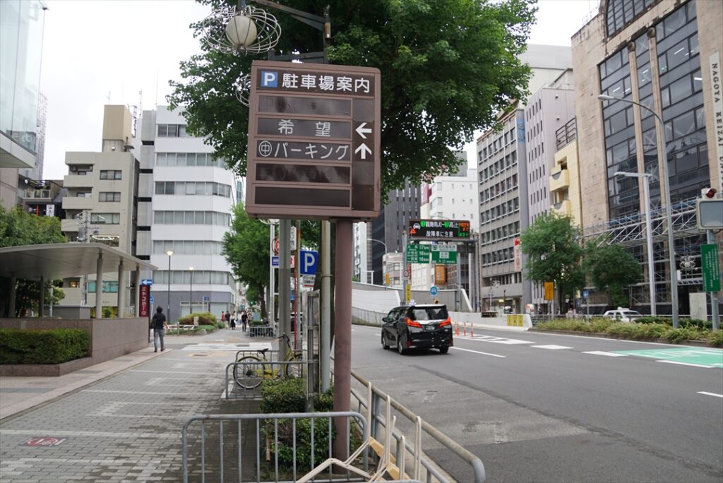 このあたりに仮バス停が設置されるのだろうか？