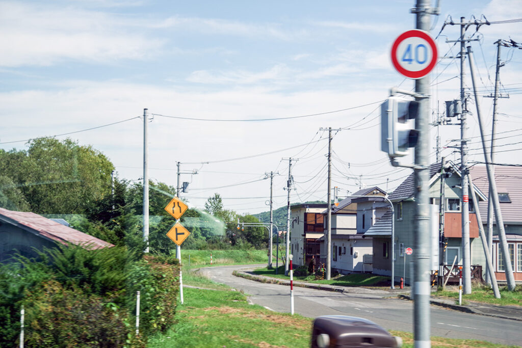 北海道のハト（バス乗車中の置戸町にて）