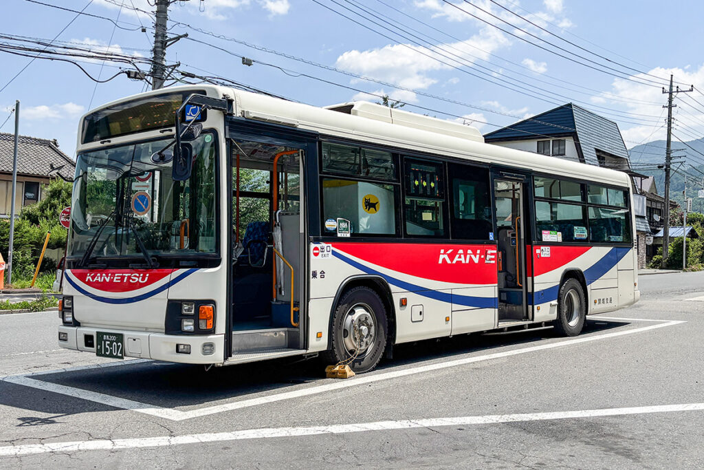 群馬県の沼田エリアで活躍中の貨客混載バス