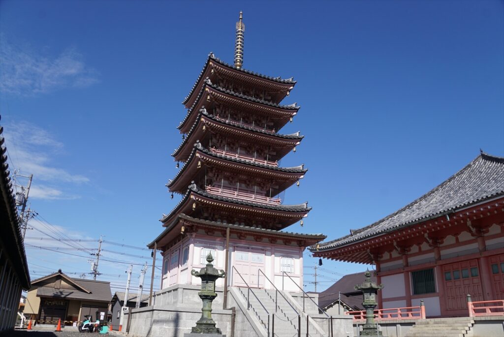 立派な五重塔
