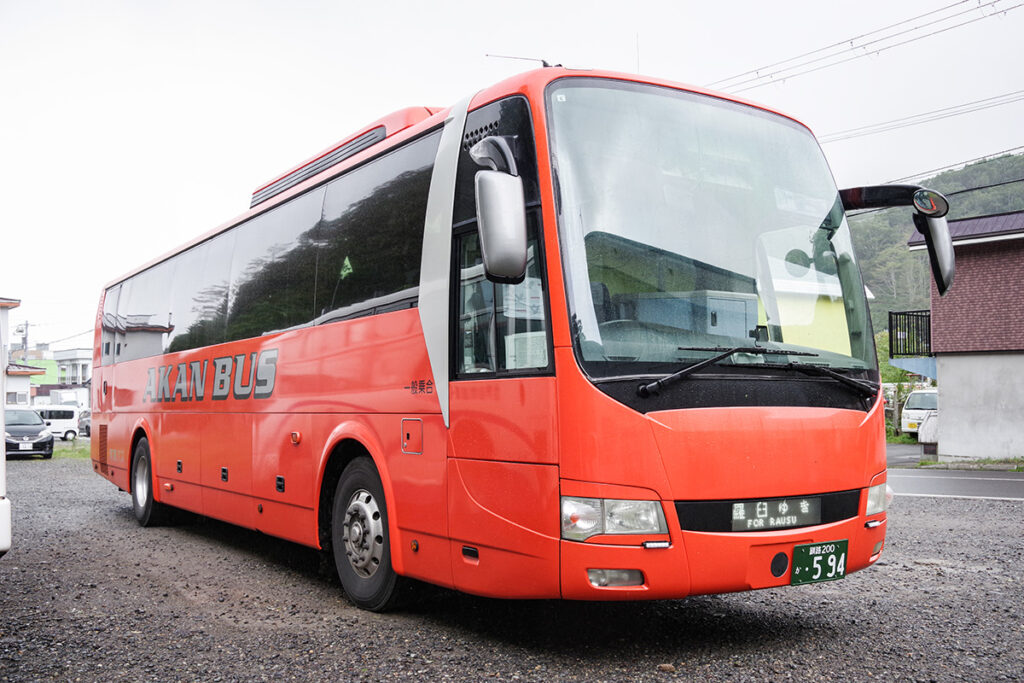 当日の車両は南海バスからやってきた三菱ふそうエアロエース