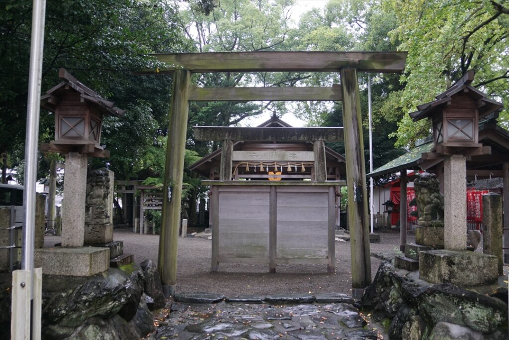 三重県には大小にかかわらず神宮と同形式の神社が多い