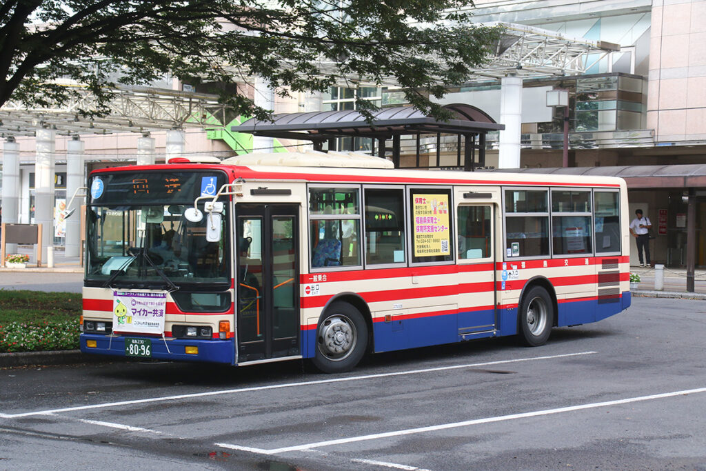 東急出身のエアロスター。特に特徴がないと元事業者は分かりにくい