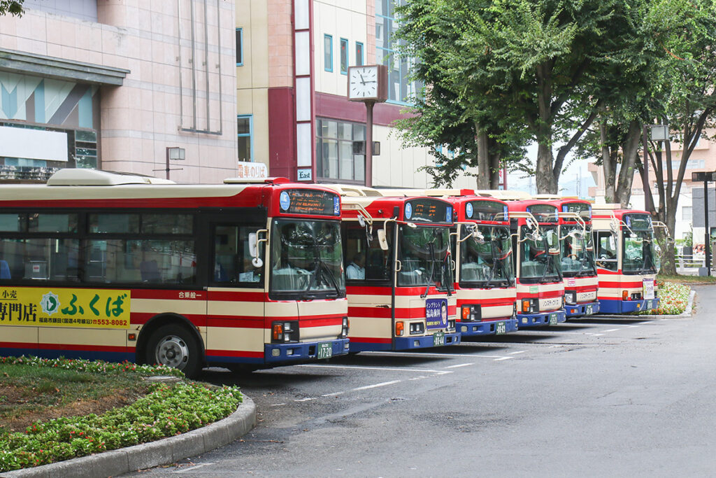初代エアロスターだけじゃない!? 福島交通のバスってちゃんと見るとレア車も多くて個性的すぎる!!