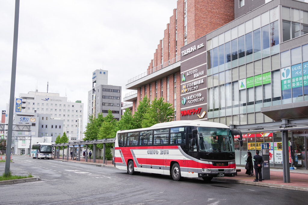札幌〜旭川間には都市間高速バスも旺盛に発着している
