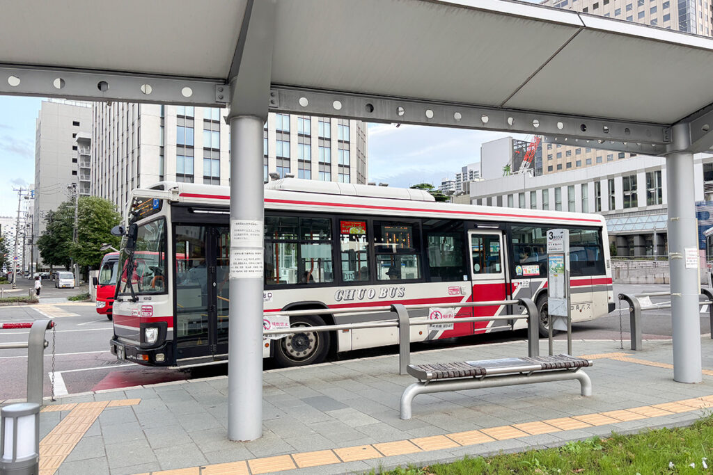 2日かけて札幌駅北口まで普通の路線バスだけで何とか繋げた
