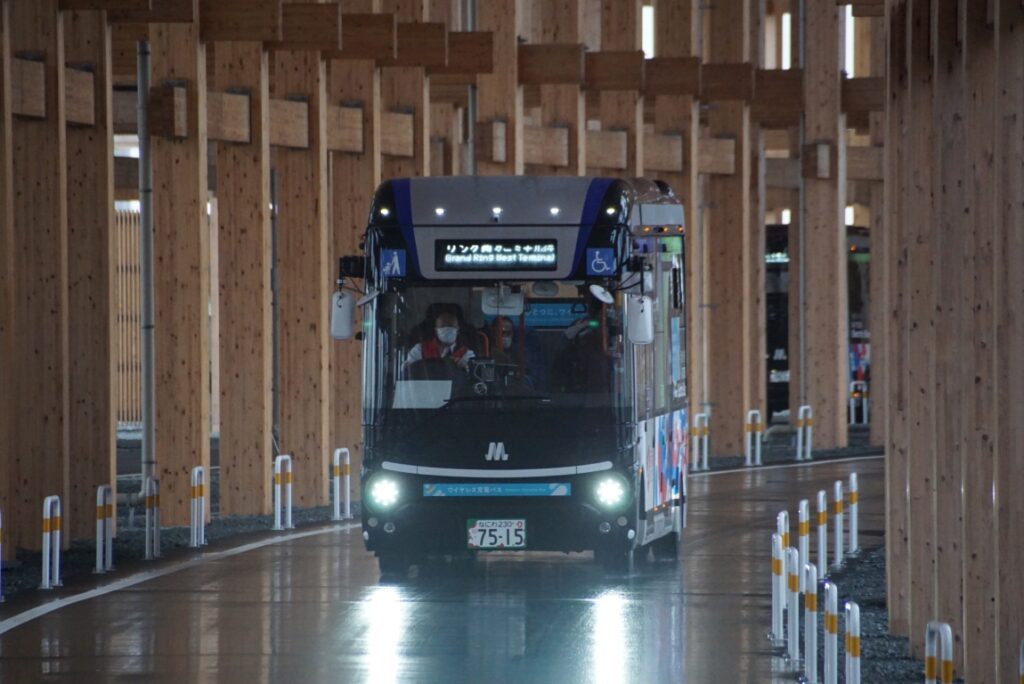 専用道を走るが使いやすかったとは言えなかったようだ