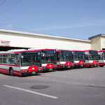 名古屋じゃないのに走ってる!?　赤と白の「名鉄バス」カラーに塗られた路線バスがアツいぜ!!