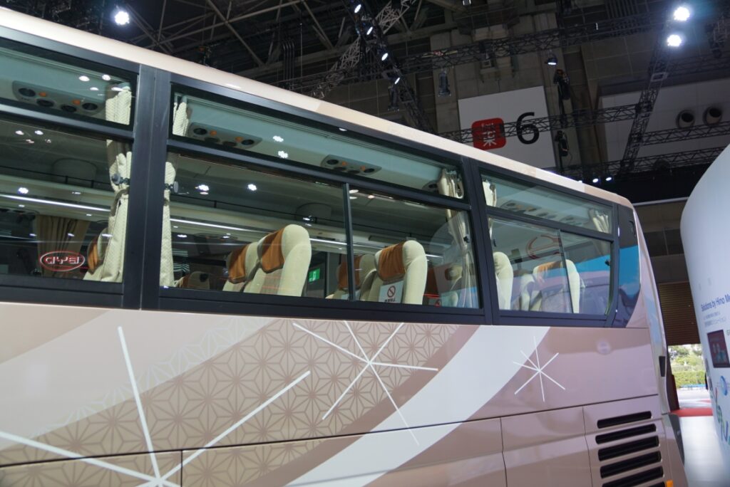 ハイデッカーの魅力はやはり良い見晴らし！