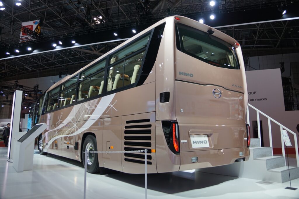 後部はよりスタイリッシュに！