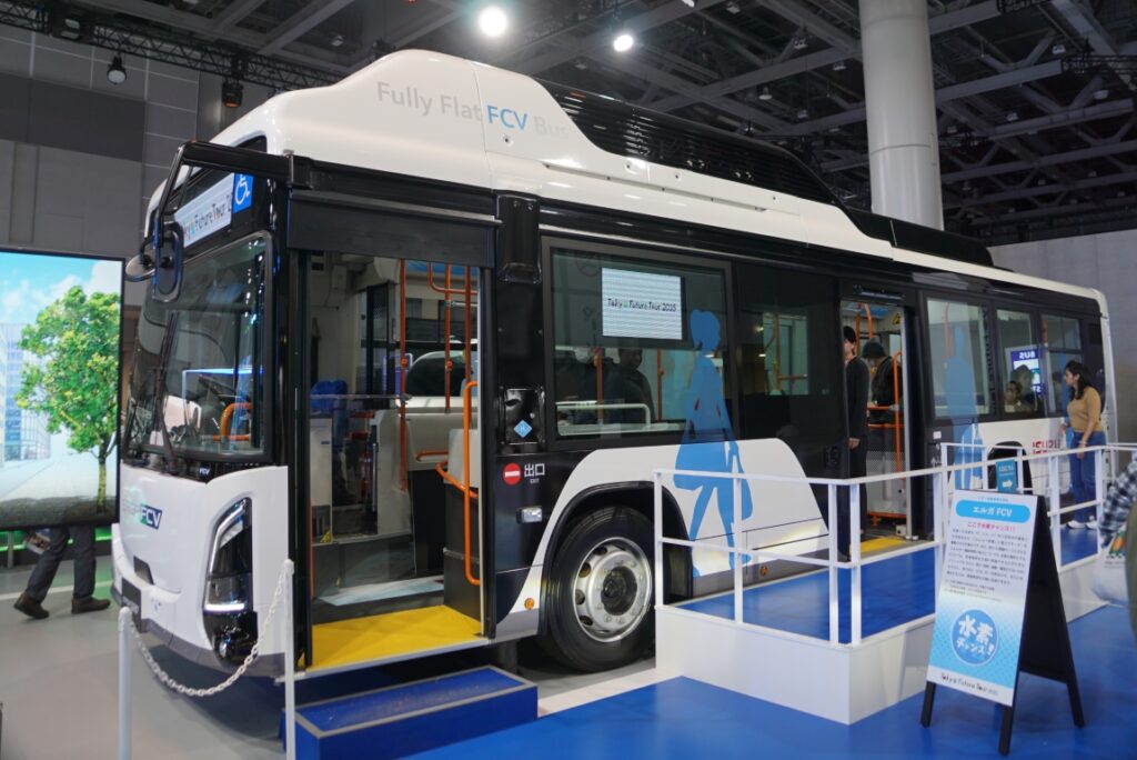 エルガEVにトヨタSORAの技術を載せた感じなのか?