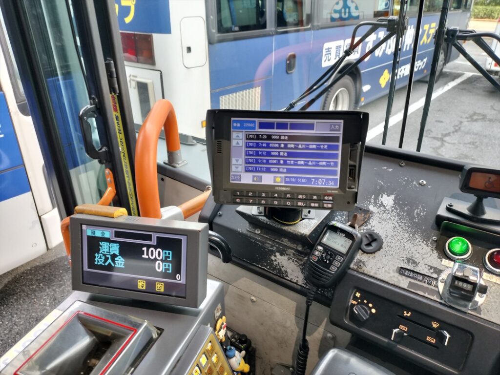 出庫前と終点到着時には移行の行路がラムコーダーに表示されるのでそれに従えばよい