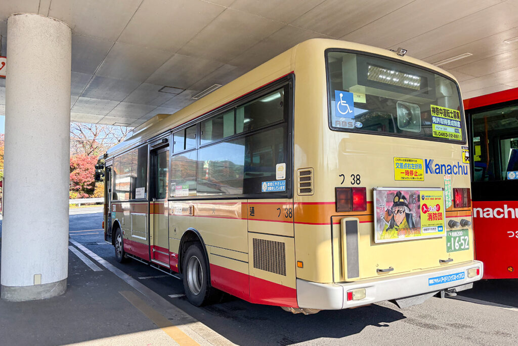 三56系統は中型路線車による運行