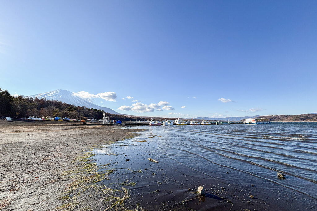 標高980mくらいの高地に佇む山中湖
