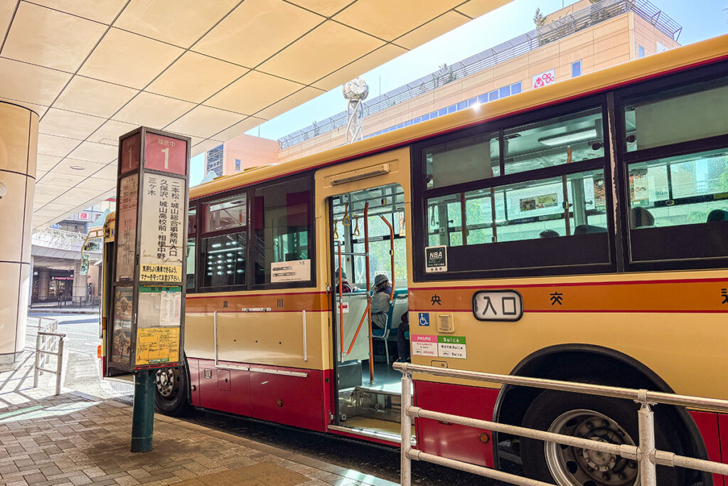 橋本駅北口1番乗り場から「橋01系統」に乗車