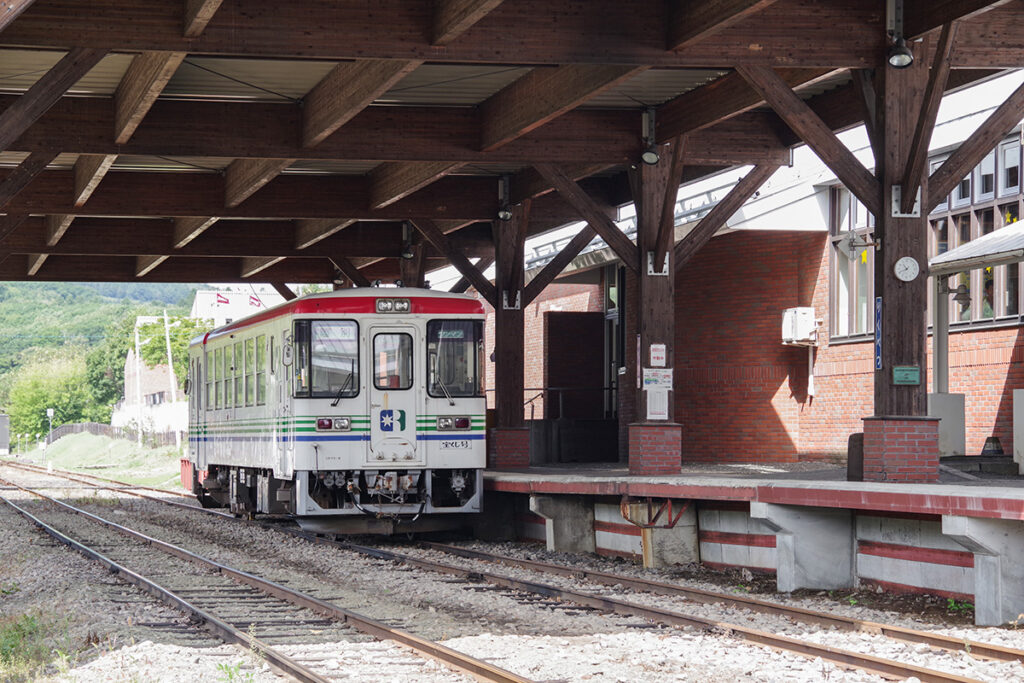 中継地点的存在だった陸別駅。今も鉄道設備が一通り整備保存されて観光資源になっている