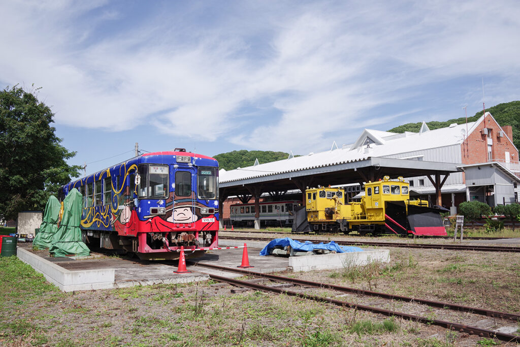 4〜10月の期間は陸別駅舎の裏手にある「ふるさと銀河線りくべつ鉄道」で楽しめる