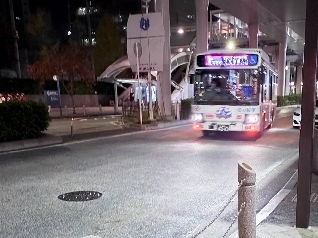 竹芝桟橋入口行きは通し乗務の運転士がそのまま運行を続ける便