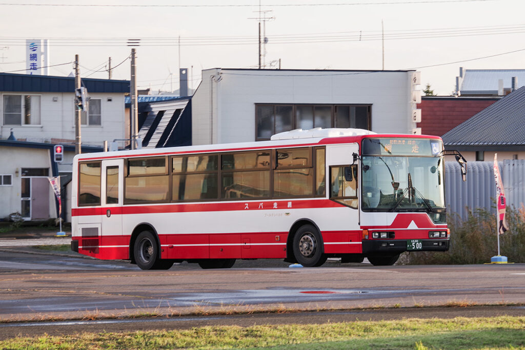 大型路線車で平均40km/hの大台に乗る網走バス常呂線