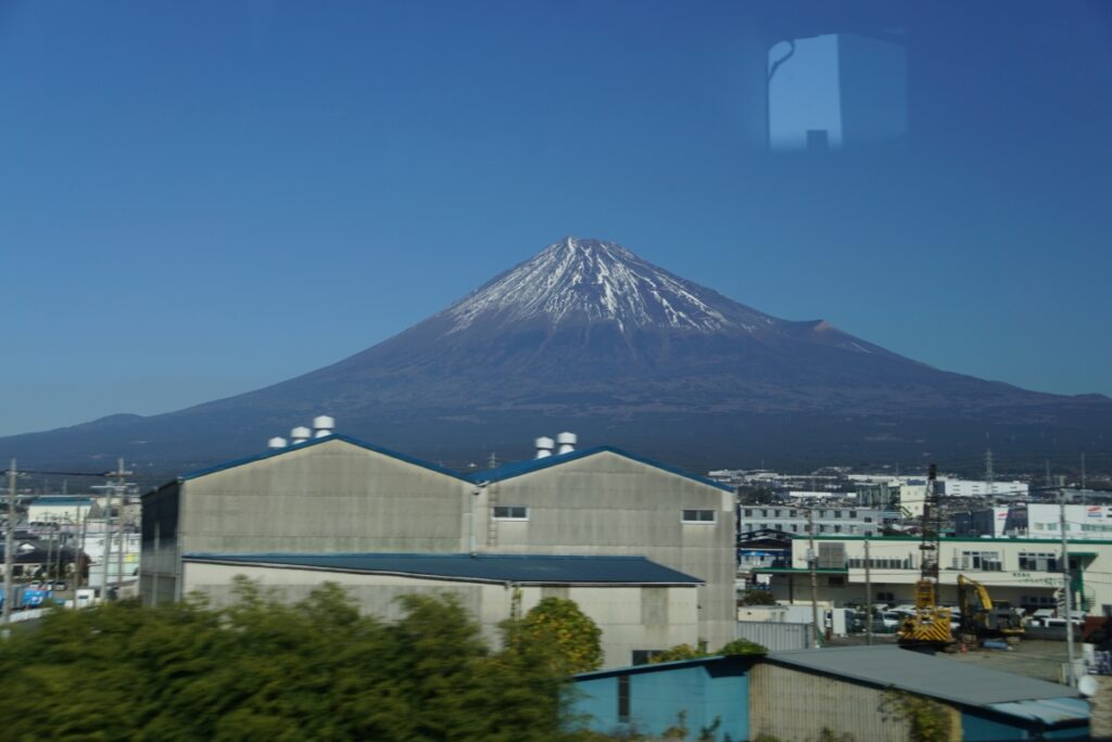 方向が変わっても富士山は見える