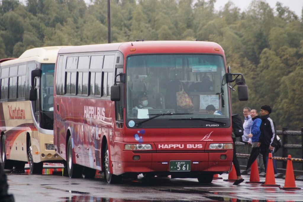 バスマニアにはお宝?八風バスのエアロバス