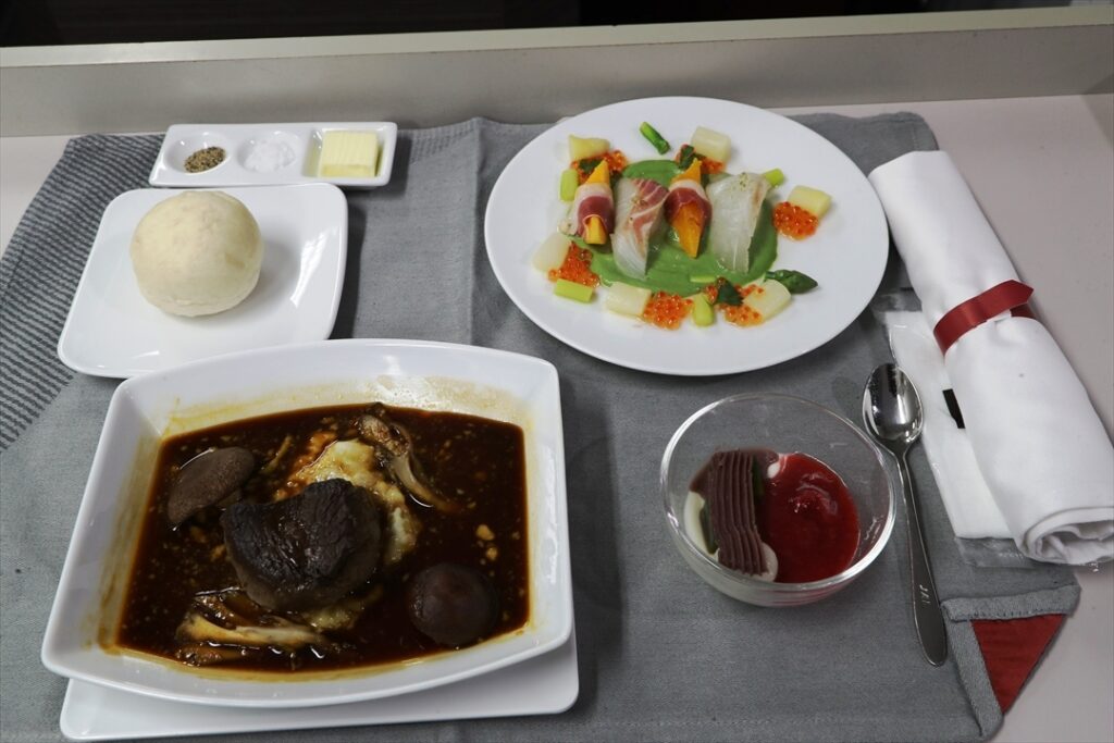 実際には全部が一度に並ぶことはないが撮影用に並べてもらう