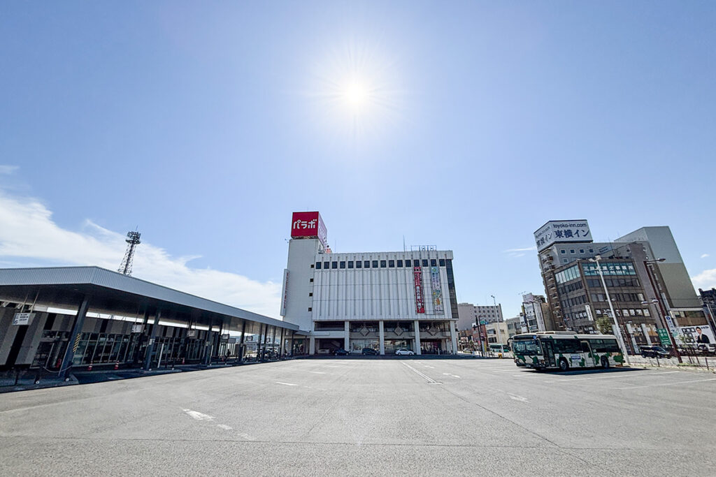 短距離〜長距離まで多種多様なバスが集う北見バスターミナル
