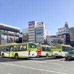 東京を走るバスとほぼ同色の車両が山梨の「顔」だ!!　〜国際興業と山梨交通の煌びやかな関係〜
