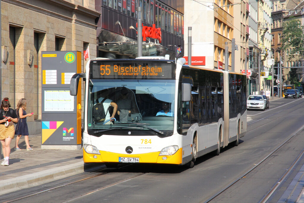 日本でもお馴染みのメルセデス・シタロは欧州各国で活躍中