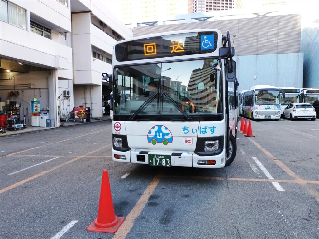 車両感覚と車両間隔を一致させる実地訓練