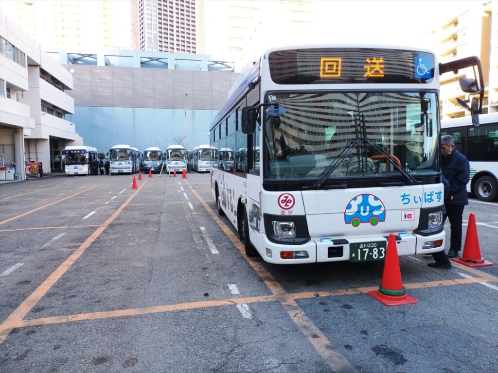 これほど難しい場所は実際の路線上にはないが…