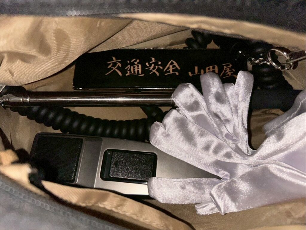 バスガイドのカバンの中身（の一部）