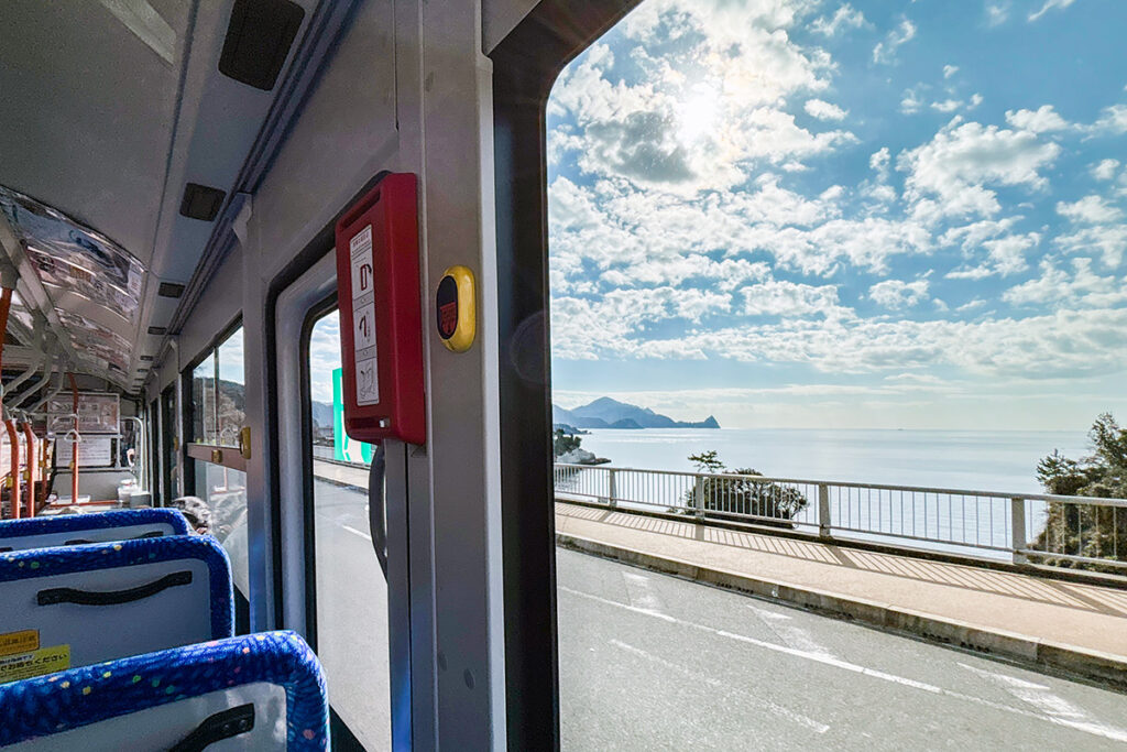 伊豆半島の西側海岸線沿いを快走