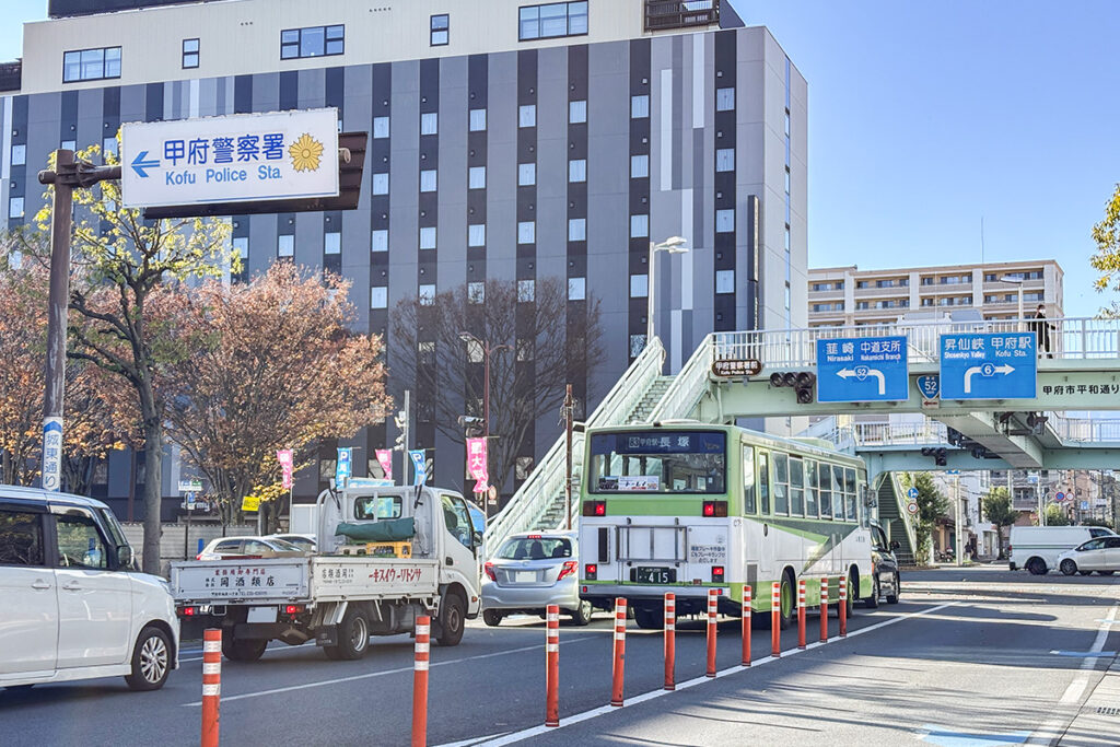 アナログ方向幕を維持している貴重な1台