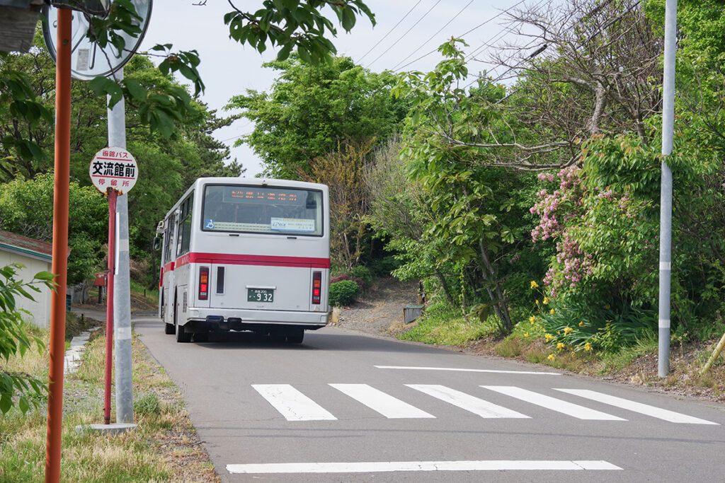 終点まで行かずに手前の交流館前で降りると、大漁くん→621系統への接続に余裕が作れた
