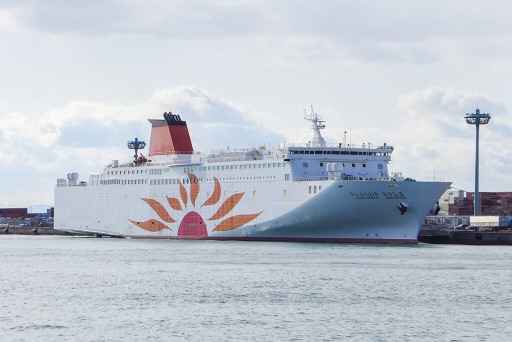 大阪〜志布志航路向けの「さんふらわあ きりしま」