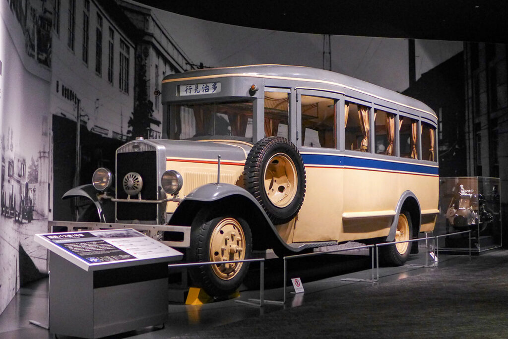 国鉄バス1号車として保存されているTGE MP型バス
