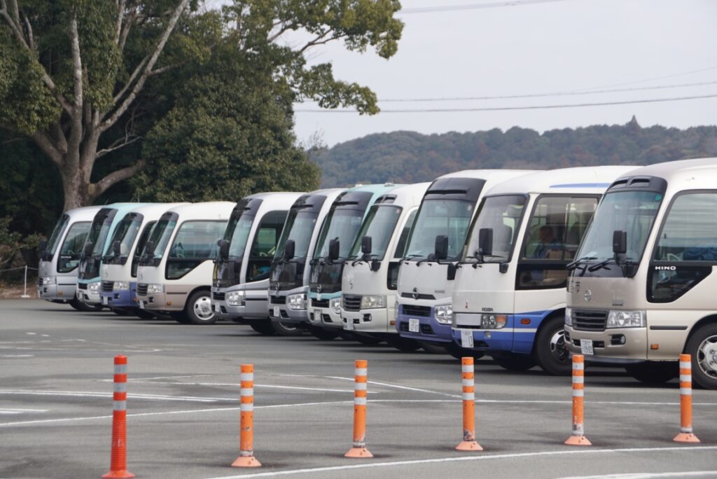 各市町所有のマイクロバスが一堂に会する！