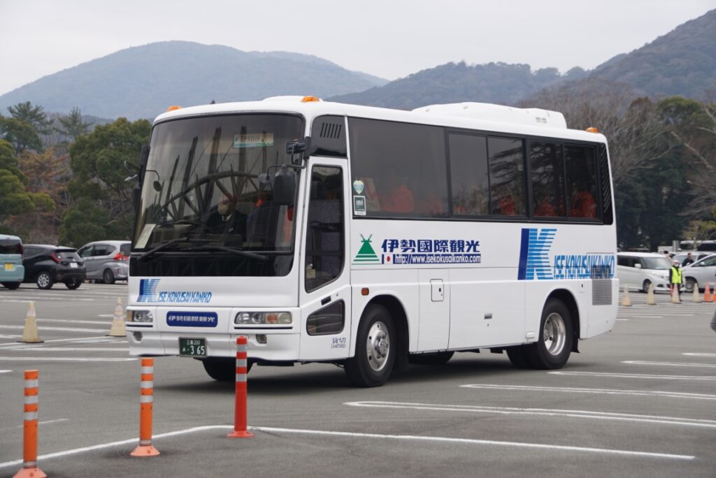 中には小型ハイデッカーも！