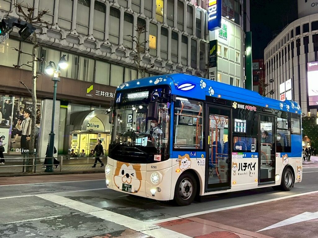 電気バスも多くなってきた！