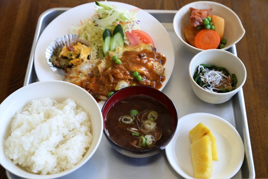 お食事はみんなの楽しみでもあるので極めて重要？