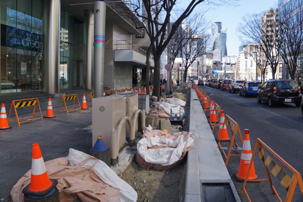 バス停整備も急がれる