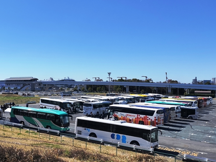 台場で「東京バスフェスティバル」が開催される!!　参加39事業者全社のバスが大集結!!