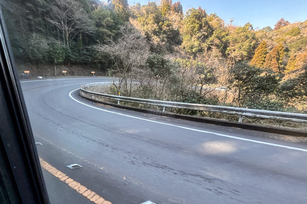 それほど高所は通らないといえど、ちょっとした峠越えあり