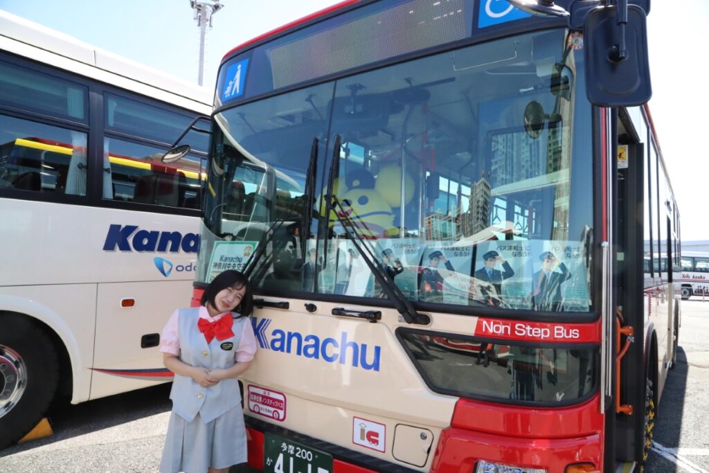 貸切バスだけではなく路線バスや電気バスに水素バスまであった！