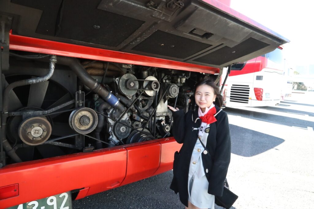 事業者によっては始業点検や終業点検も運転士の重要な仕事